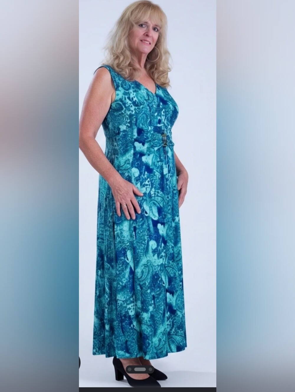 Summer Dress Stretchy Blue Tones Swirl Design Size L Liz LANGE Gold EMBLEM ring